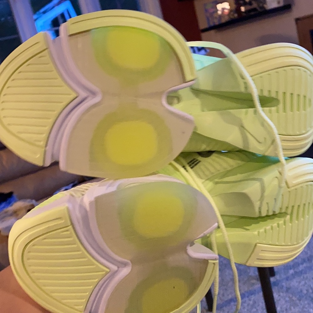 Nike SuperRep Neon Green Sneakers - Picture 2 of 4
